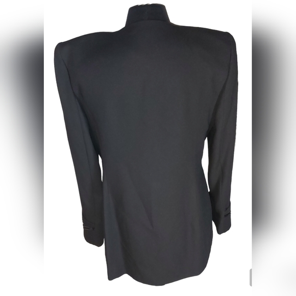 Criscione Tuxedo Style Blazer - Picture 6 of 8